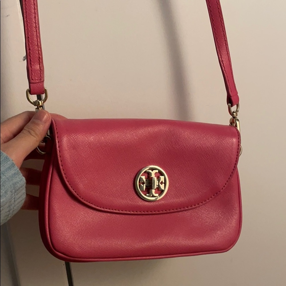 Tory Burch crossbody messenger bag pink